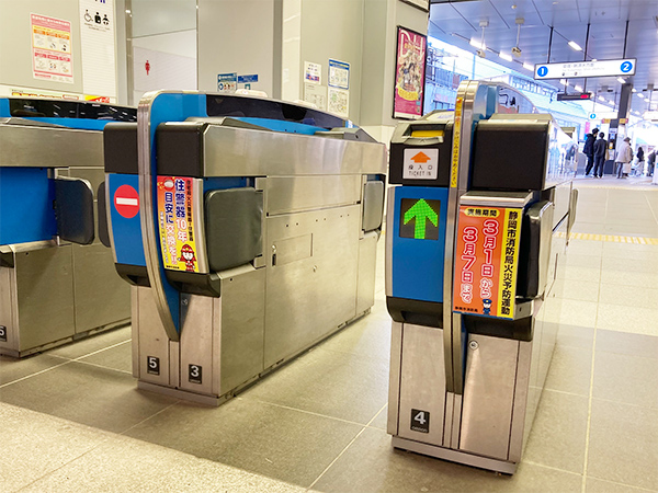 全駅改札ステッカー